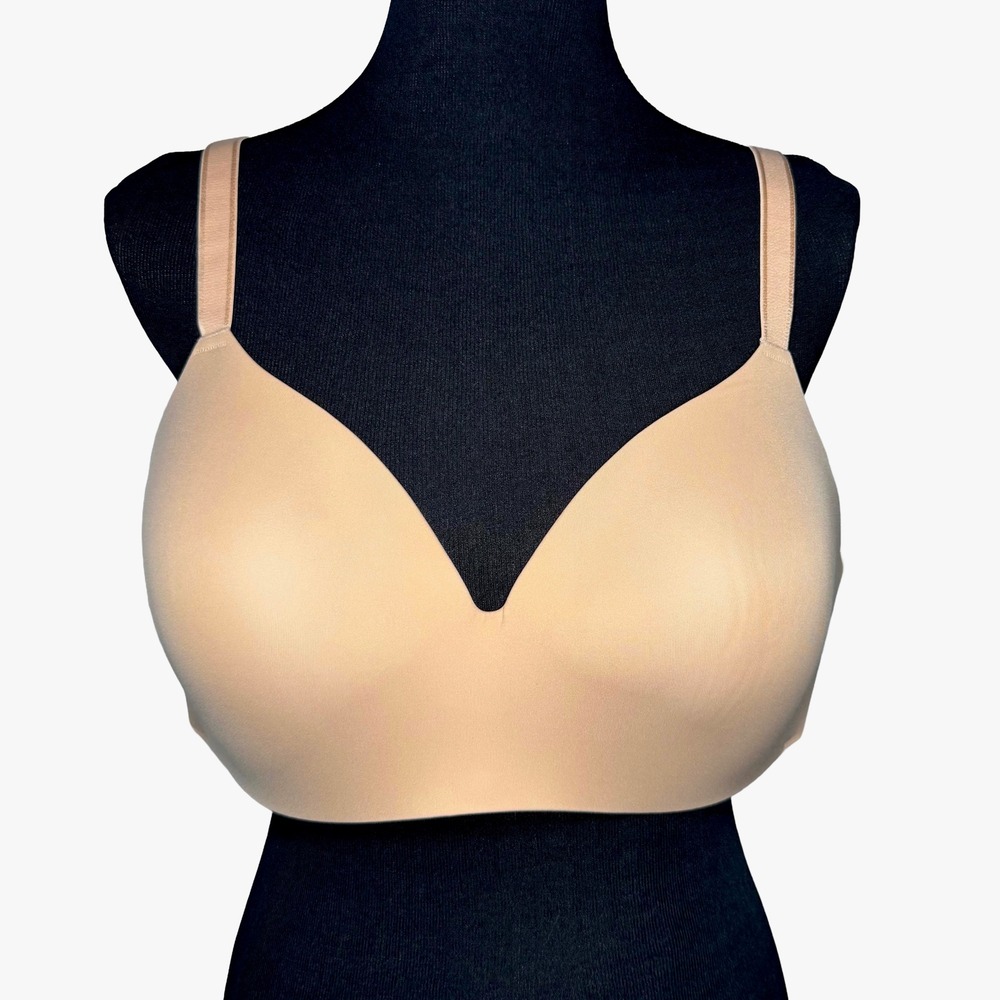 Knix WingWoman Contour Bra Warm Sand Nude Wireless Seamless 44D Smooth Stretch